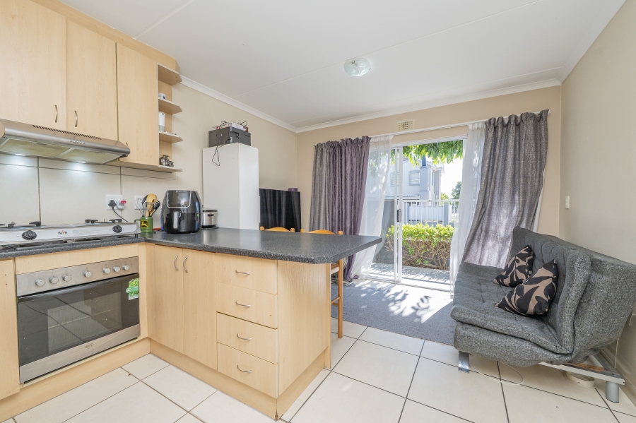 2 Bedroom Property for Sale in Buh Rein Estate Western Cape